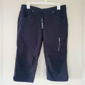 🍄3/$20🍄Athleta Burmuda Capri Hiking Pants